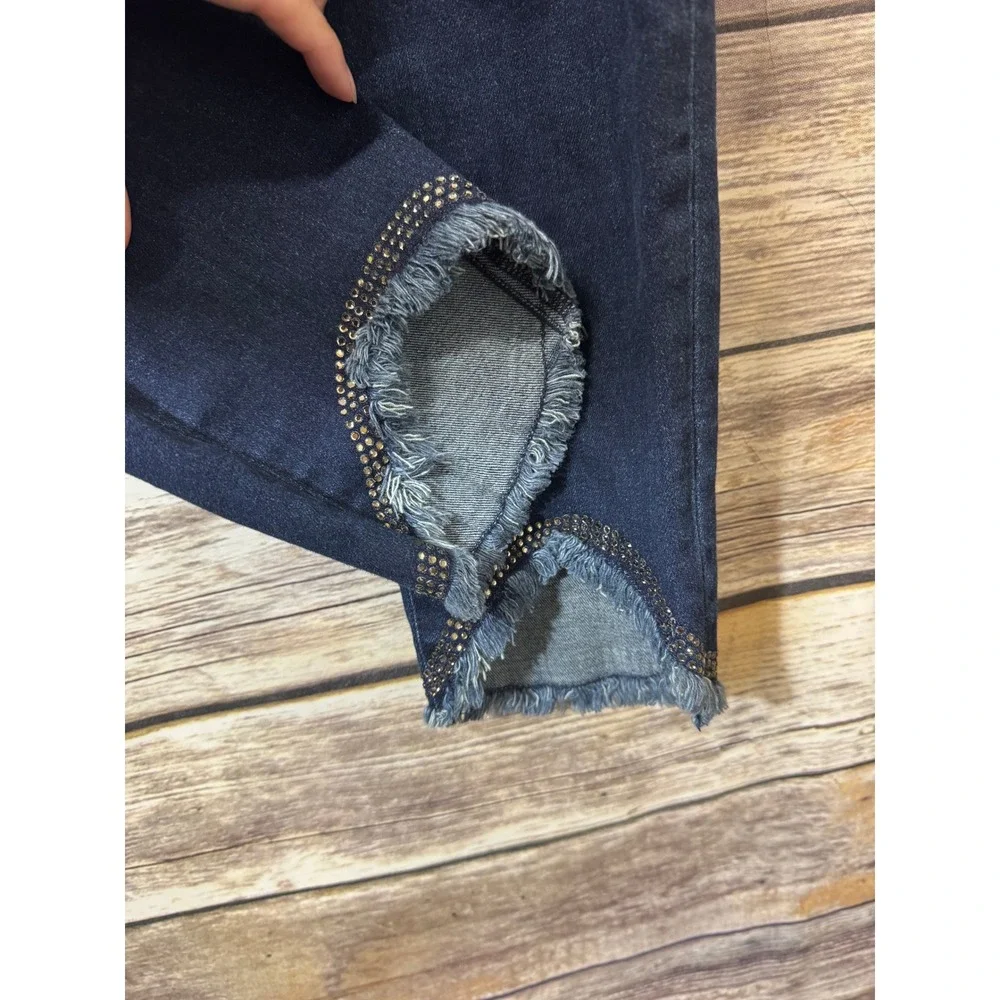 Chicos Jegging Ankle Jeans Dark Wash Rhinestone Frayed Tulip Hem Size 1 US 8